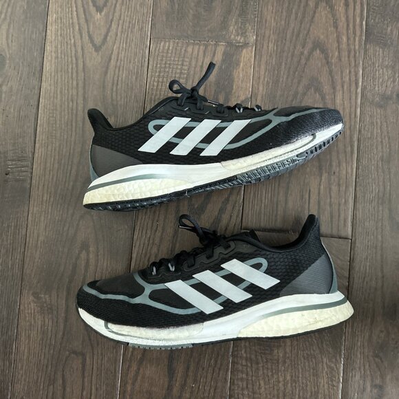 adidas Supernova Running Shoes Women's Size 7.5 Black/ White/ Silver FX2432 - Picture 2 of 7